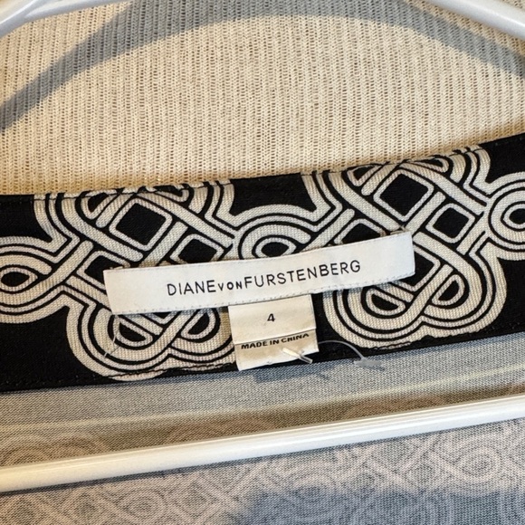 Diane von Furstenberg multicolor twist dress sz 4 - Picture 2 of 4